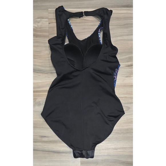 Aquabelle One-Piece Swimsuit Size 8 - Picture 2 of 8
